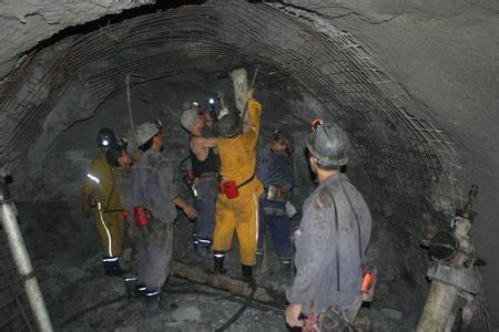 阿巴嘎工程爆破中的危险因素分析以及应对工程爆破危险的措施